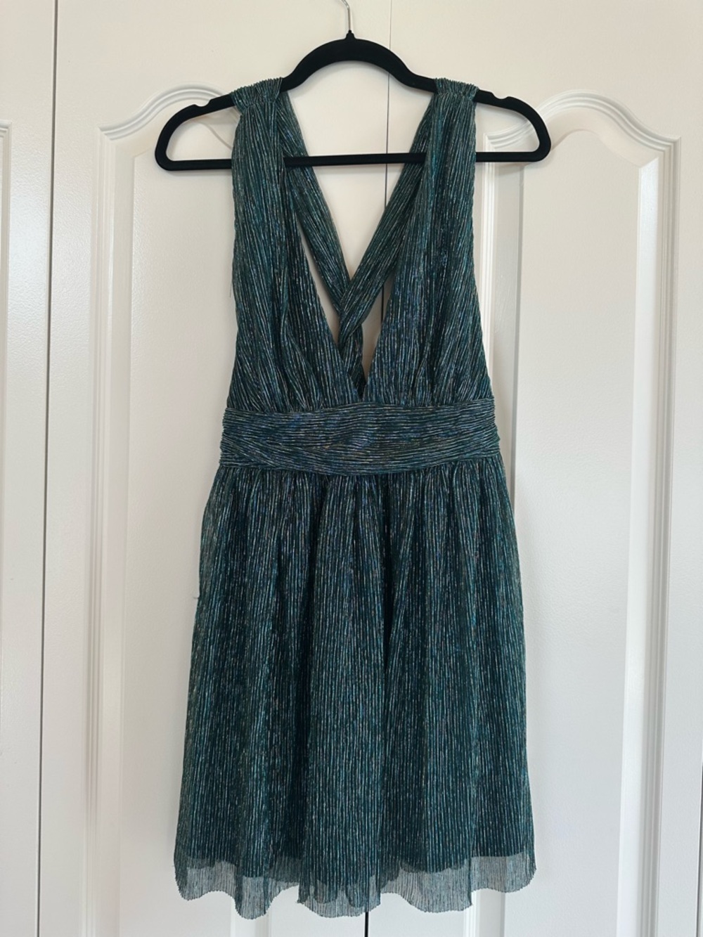 Sleeveless Metallic Teal V-Neck Party Dress